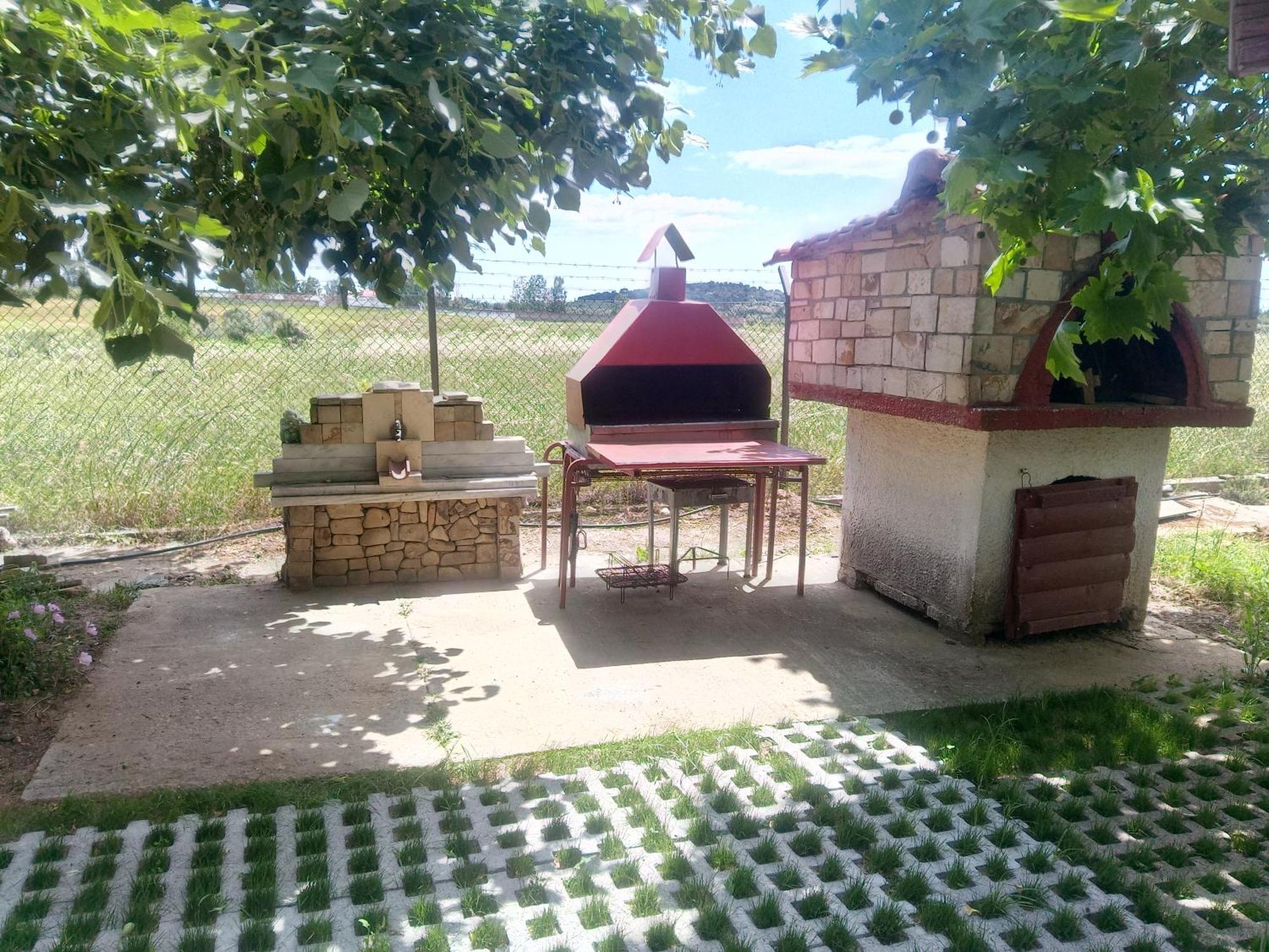 Unique Stone And Wood Eco House Villa Tragasia Ngoại thất bức ảnh